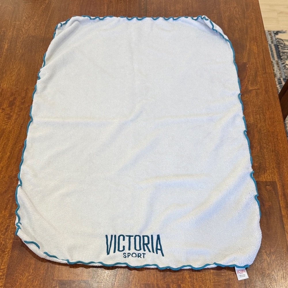 Victorias Secret Victoria Sport White and Blue workout sweat cloth
